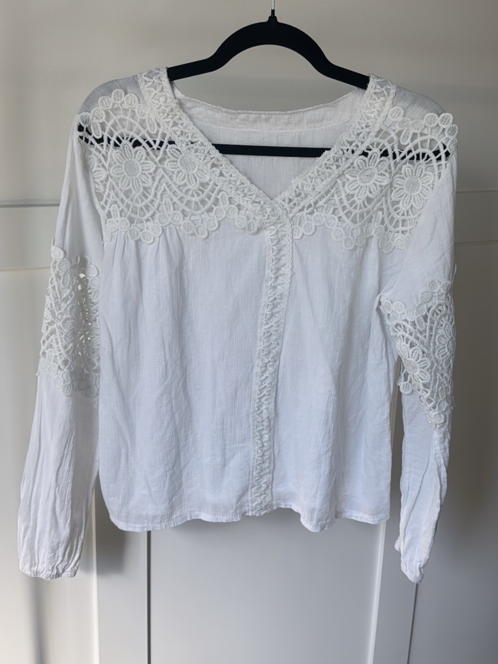 White Boho Crochet-Trim V-Neck Women's Blouse